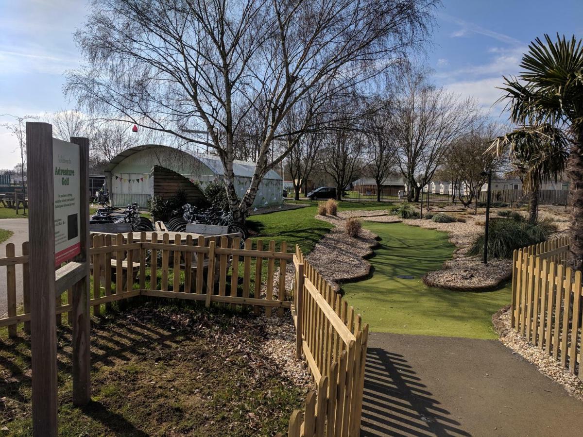 P&D'S Pearl Caravan At Tattershall Lakes Country Park Hotell Eksteriør bilde