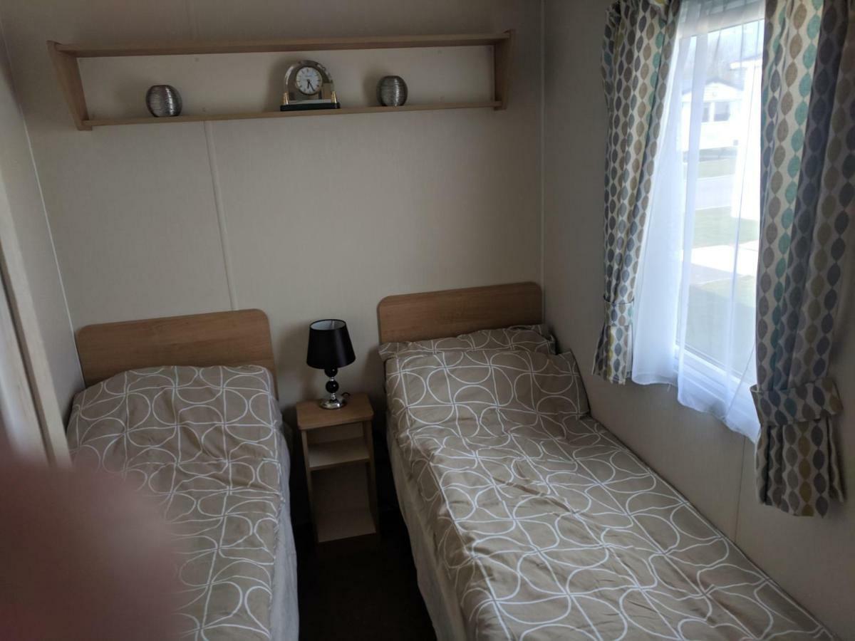 P&D'S Pearl Caravan At Tattershall Lakes Country Park Hotell Eksteriør bilde