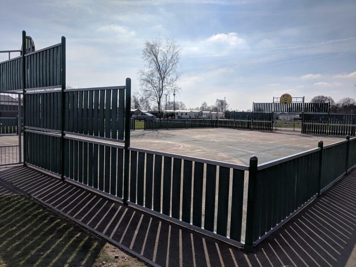 P&D'S Pearl Caravan At Tattershall Lakes Country Park Hotell Eksteriør bilde