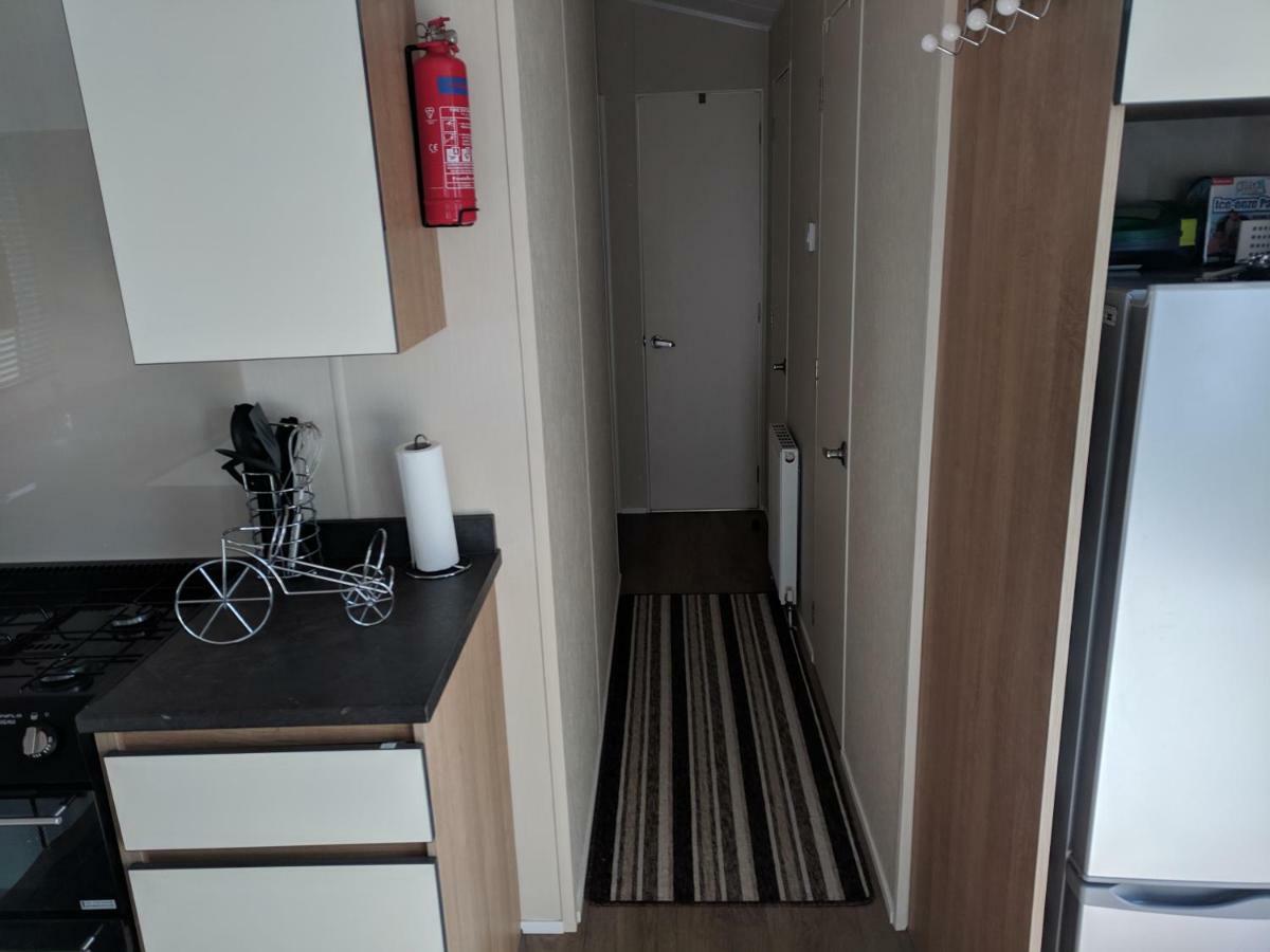 P&D'S Pearl Caravan At Tattershall Lakes Country Park Hotell Eksteriør bilde