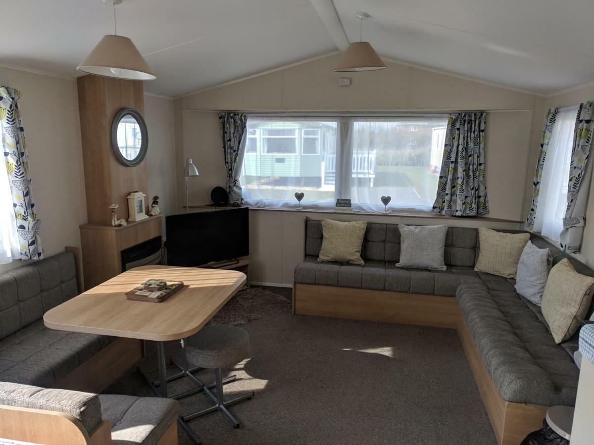 P&D'S Pearl Caravan At Tattershall Lakes Country Park Hotell Eksteriør bilde