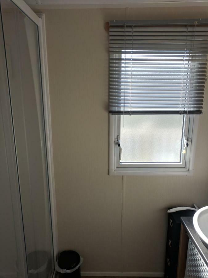 P&D'S Pearl Caravan At Tattershall Lakes Country Park Hotell Eksteriør bilde