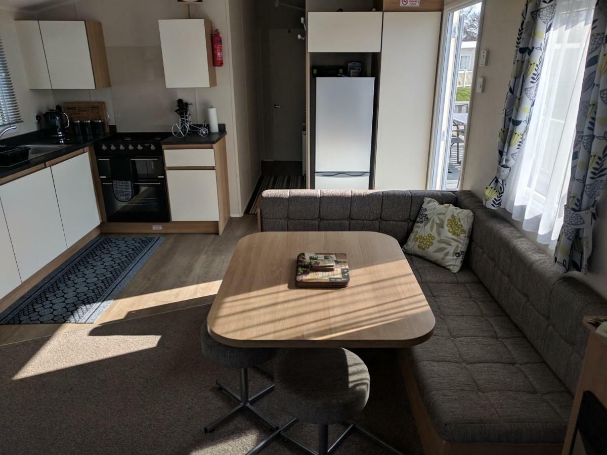 P&D'S Pearl Caravan At Tattershall Lakes Country Park Hotell Eksteriør bilde